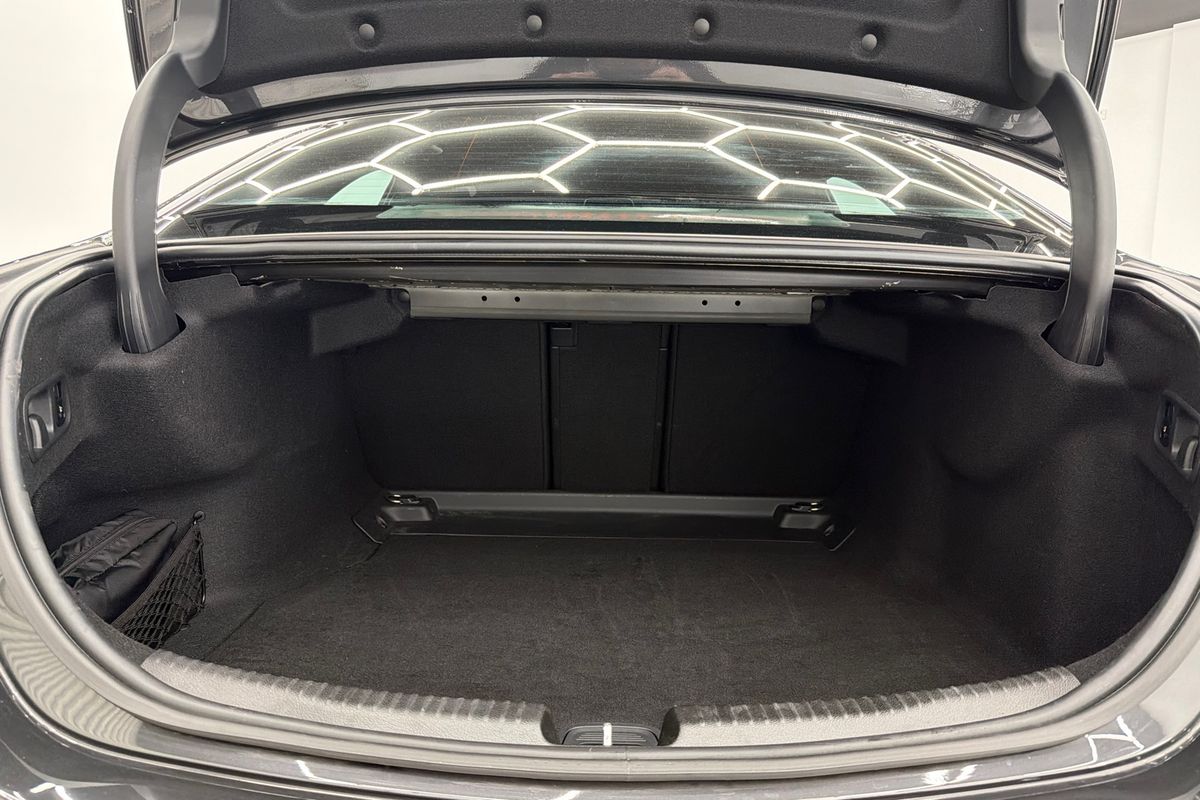 2022 Mercedes-Benz C-Class C200 W206