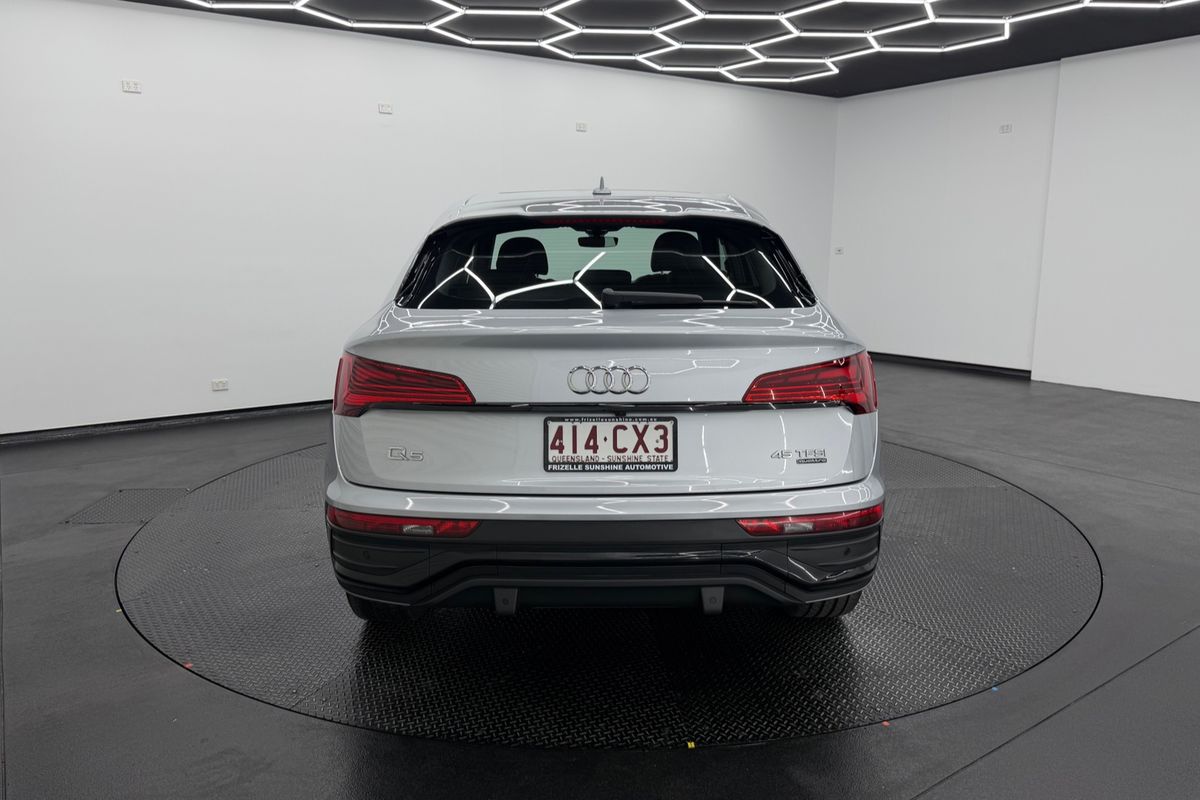 2021 Audi Q5 45 TFSI S line FY