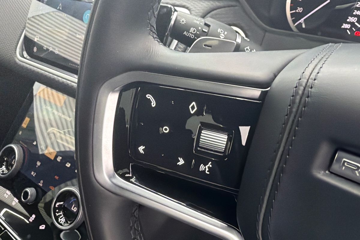 2022 Land Rover Range Rover Velar D300 Edition L560