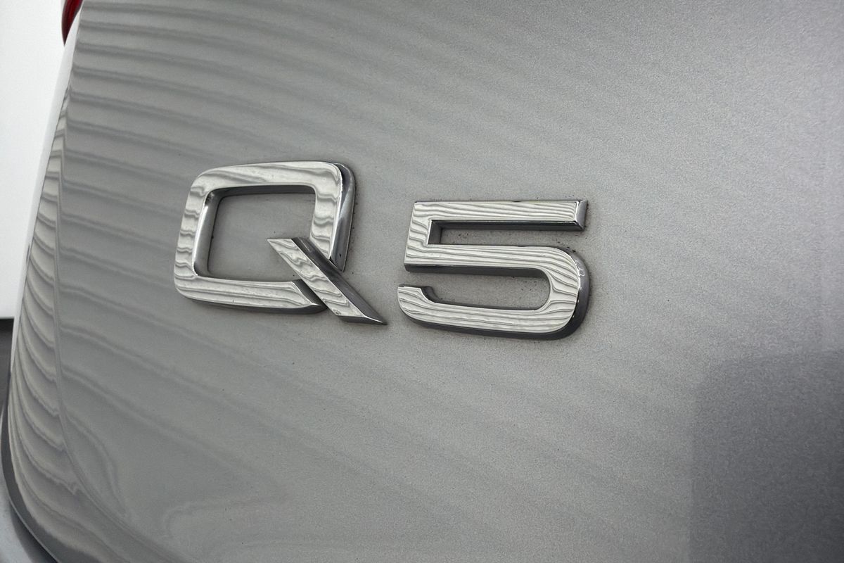 2021 Audi Q5 45 TFSI S line FY
