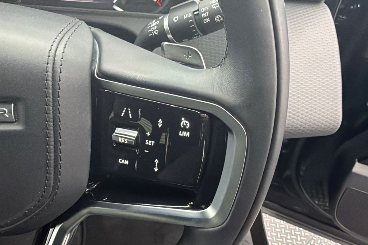 2022 Land Rover Range Rover Velar D300 Edition L560