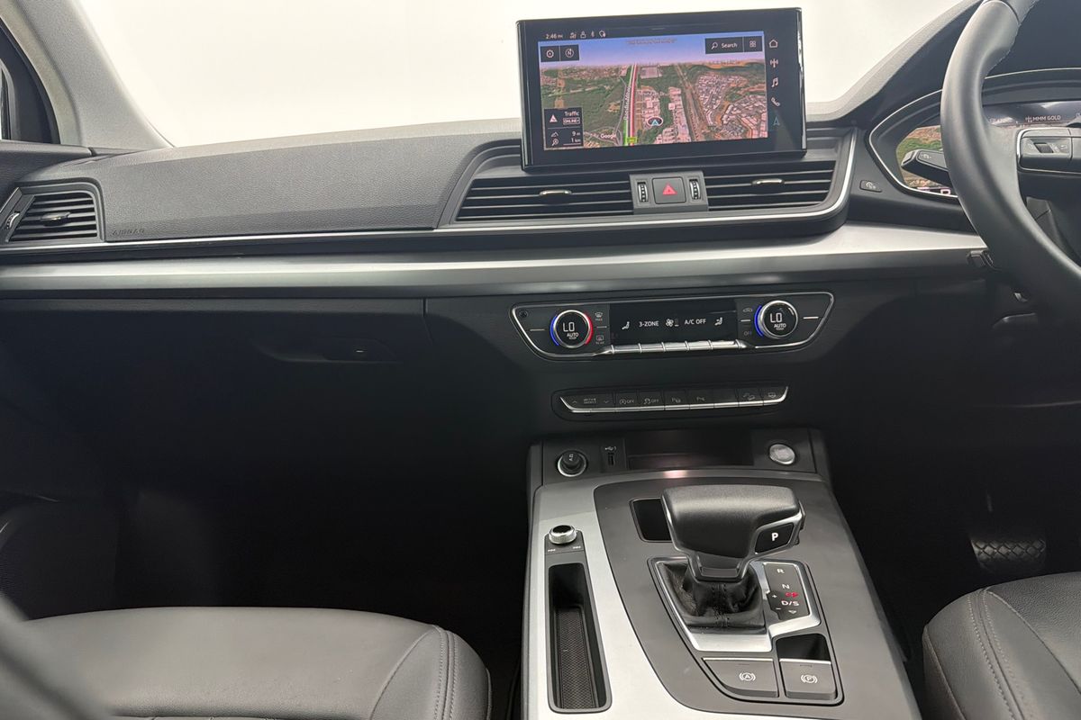 2024 Audi Q5 35 TDI FY
