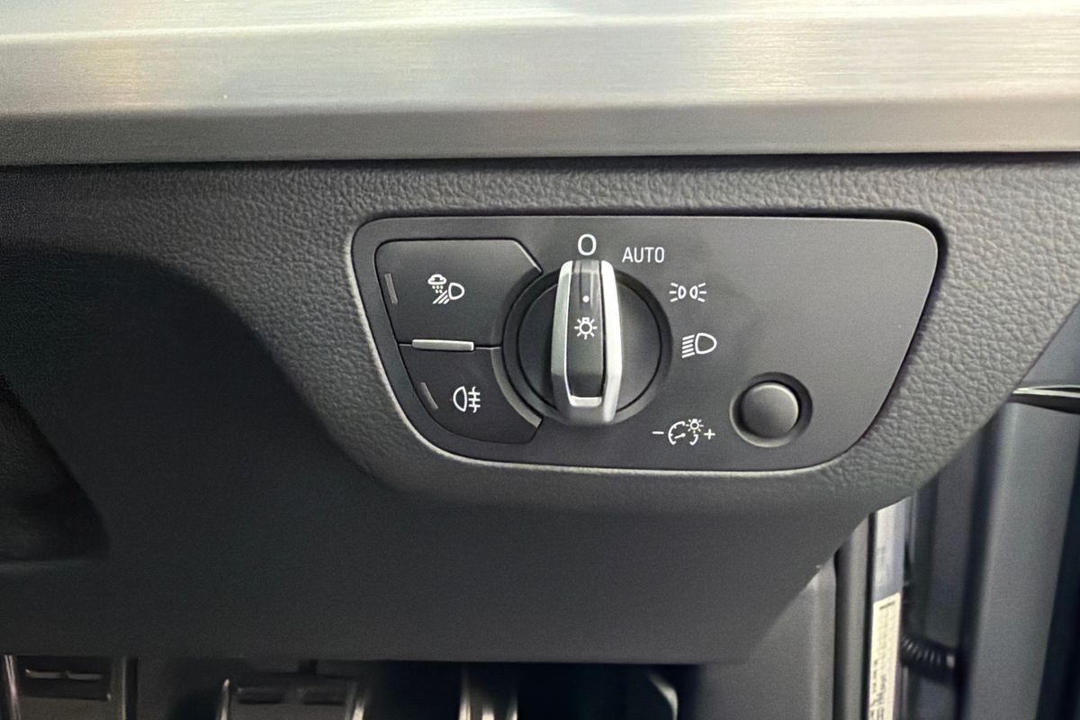 2021 Audi Q5 45 TFSI S line FY