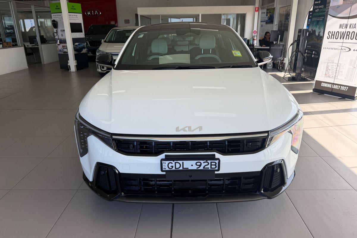 2026 Kia K4 GT-Line CL4m
