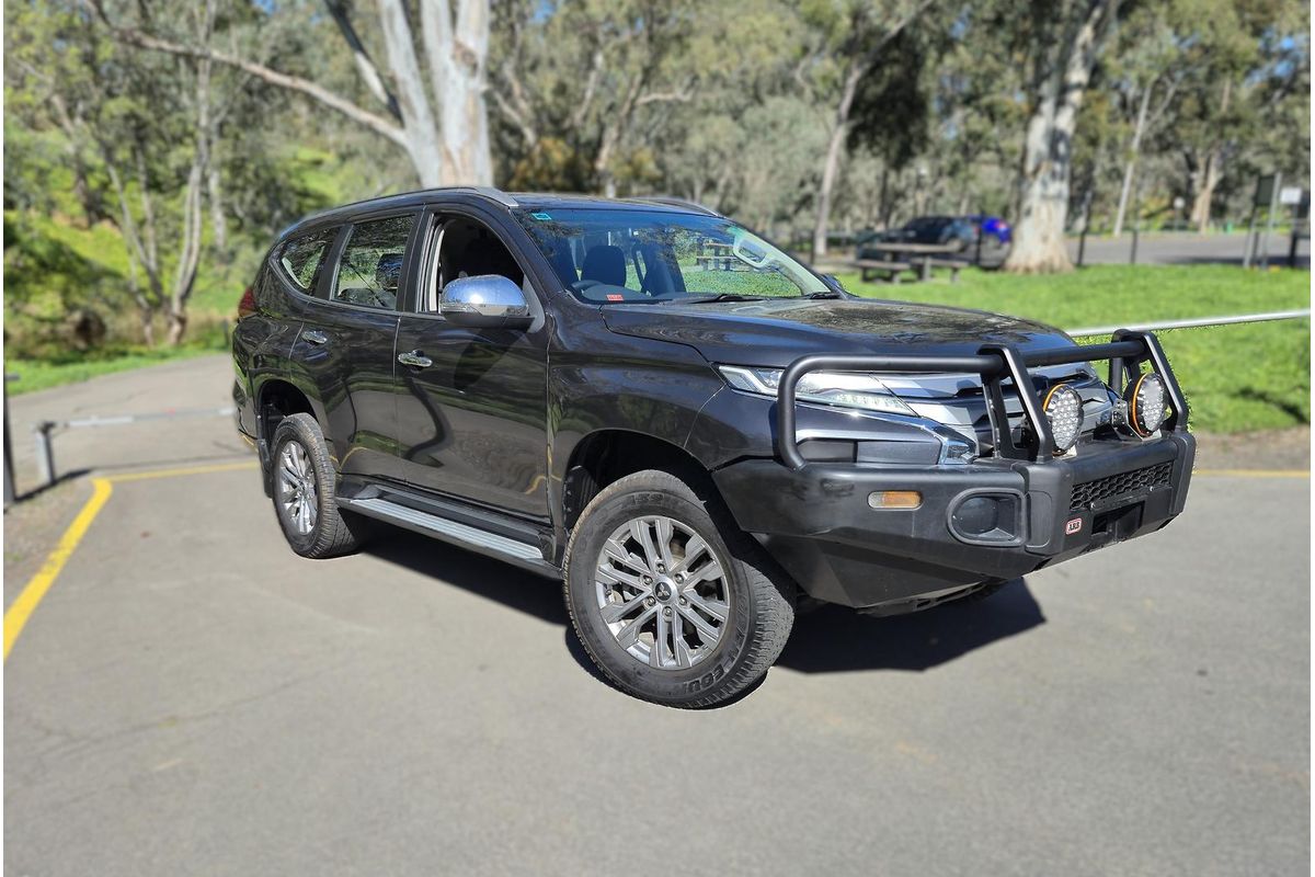 2023 Mitsubishi Pajero Sport GLX QF