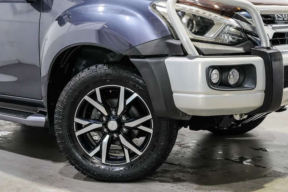 2019 Isuzu MU-X LS-T