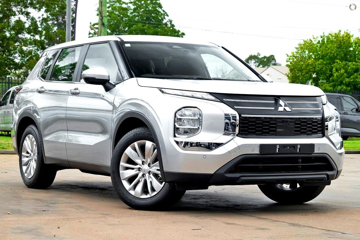 2026 Mitsubishi Outlander ES ZM