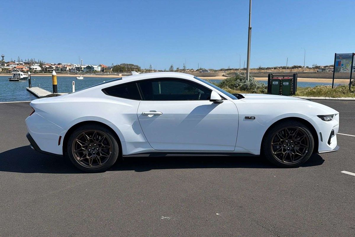 2025 Ford MUSTANG GT 5.0 V8 FO MY25