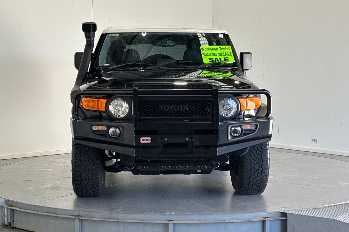 2015 Toyota FJ Cruiser GSJ15R MY14