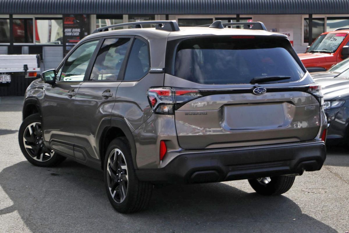 2025 Subaru Forester Hybrid S6
