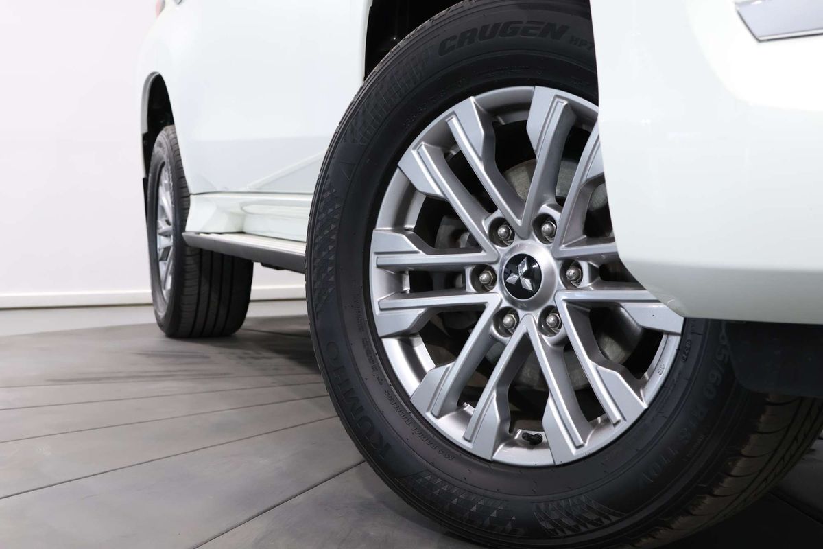 2022 Mitsubishi Pajero Sport GLX QF