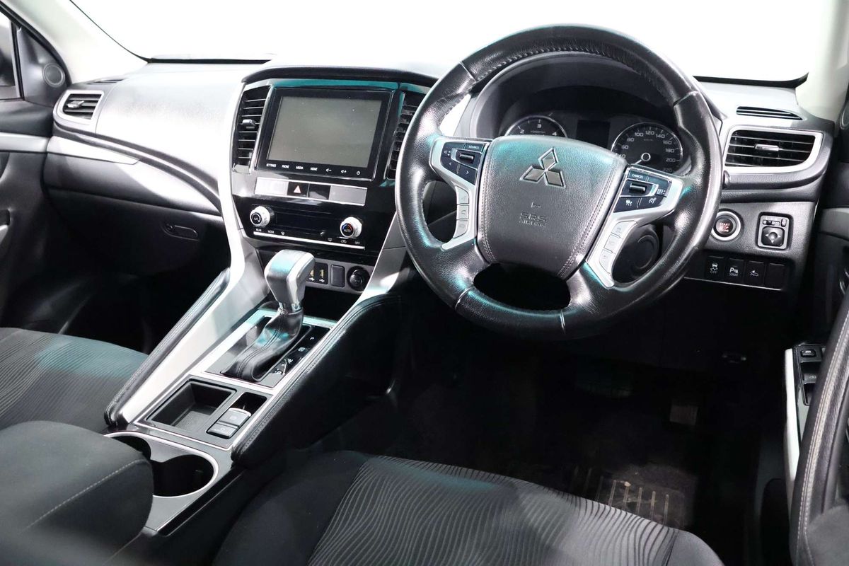2022 Mitsubishi Pajero Sport GLX QF
