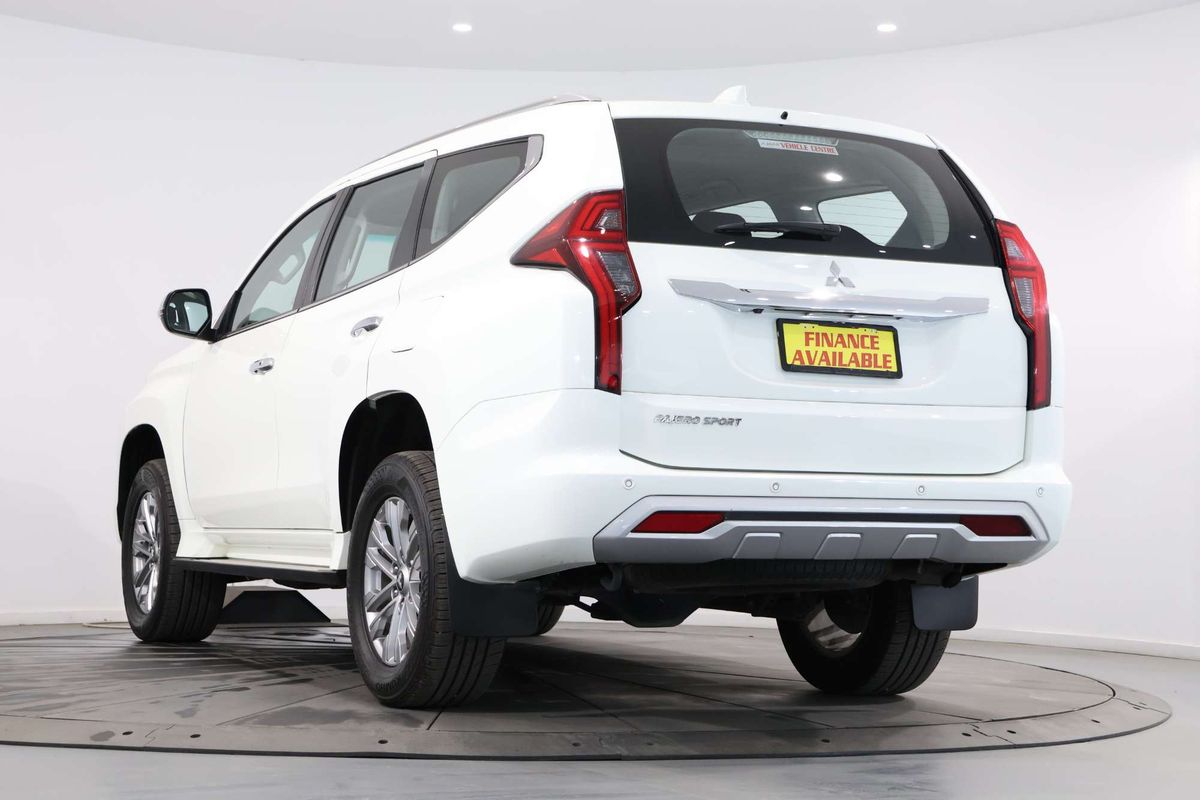 2022 Mitsubishi Pajero Sport GLX QF