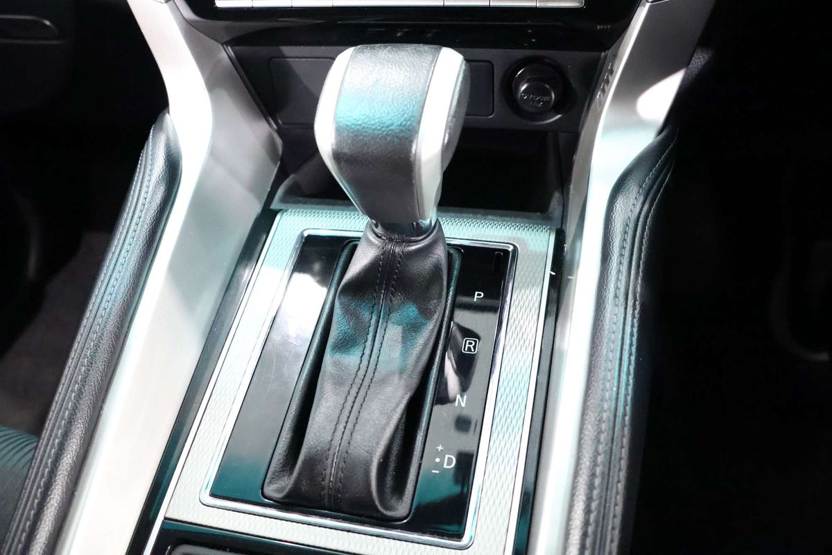 2022 Mitsubishi Pajero Sport GLX QF
