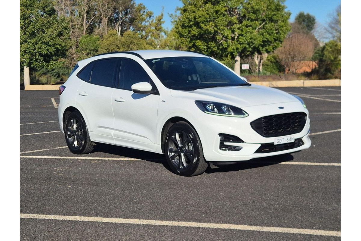 2021 Ford Escape ST-Line ZH