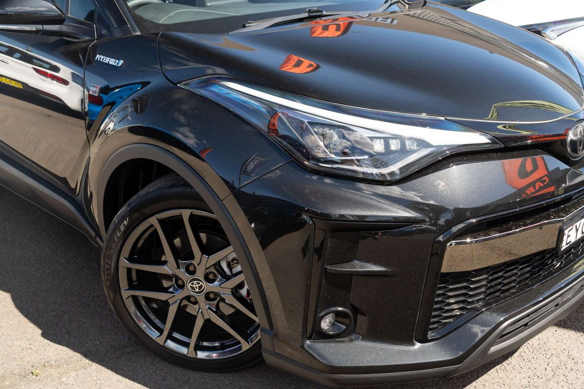 2023 Toyota C-HR GR Sport ZYX10R