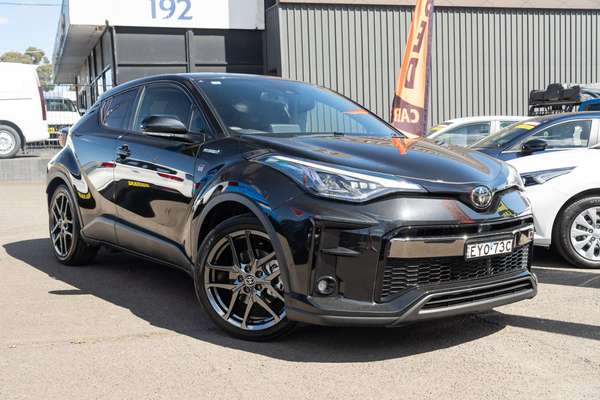 2023 Toyota C-HR GR Sport ZYX10R