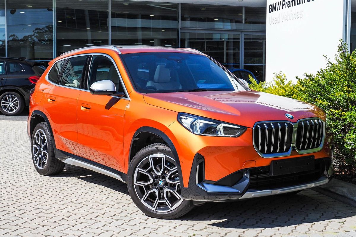 2022 BMW X1 sDrive18i U11