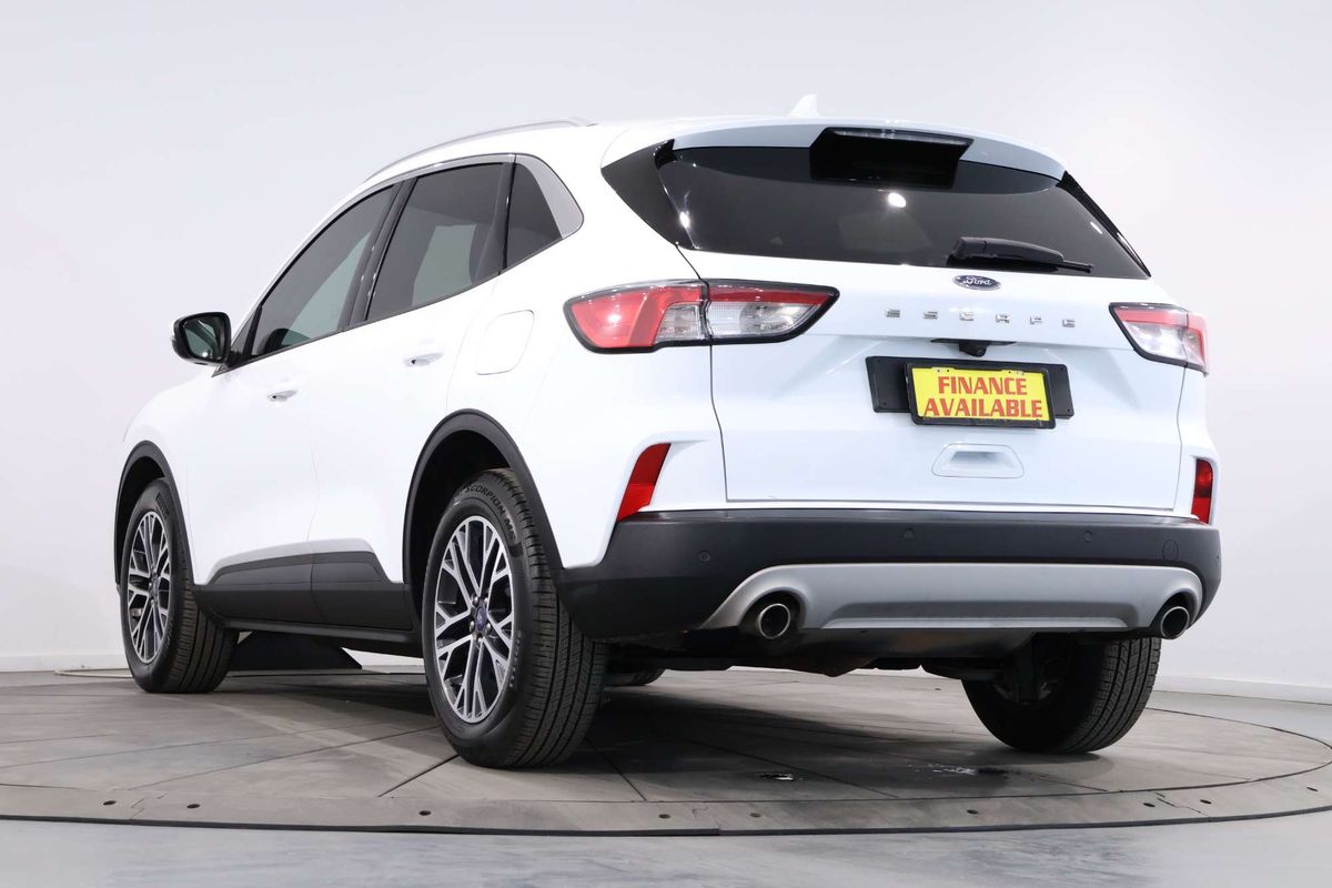 2022 Ford Escape ST-Line ZH