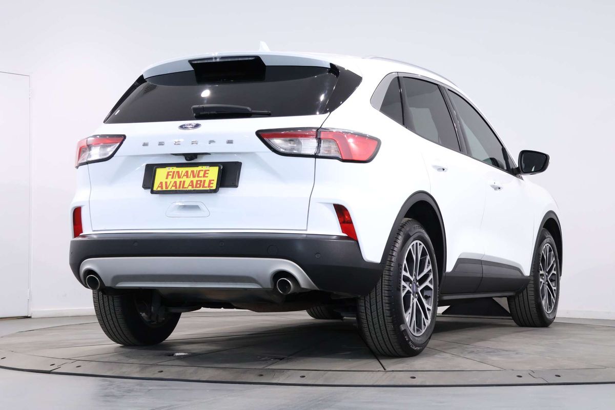 2022 Ford Escape ST-Line ZH