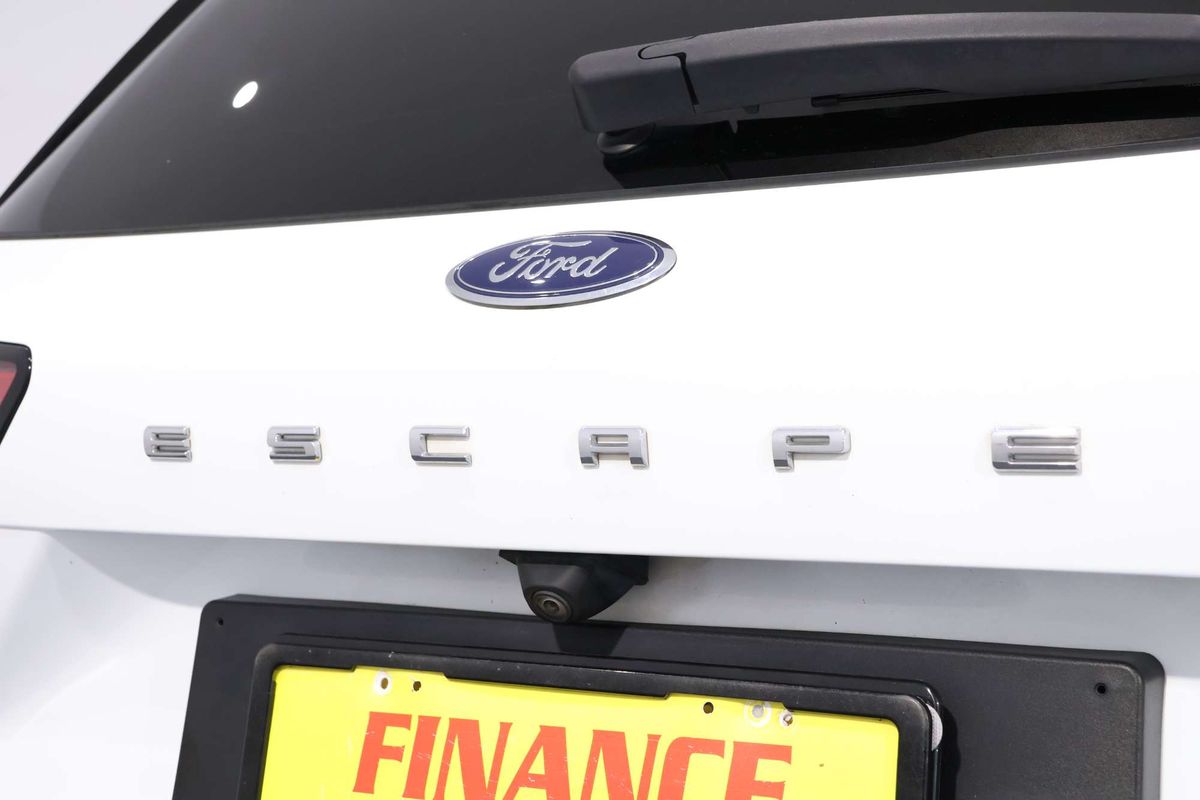 2022 Ford Escape ST-Line ZH