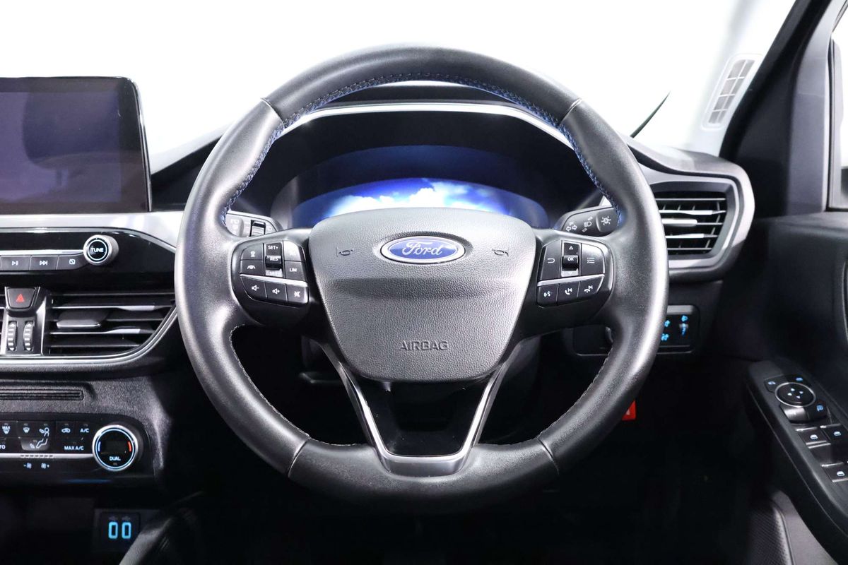 2022 Ford Escape ST-Line ZH