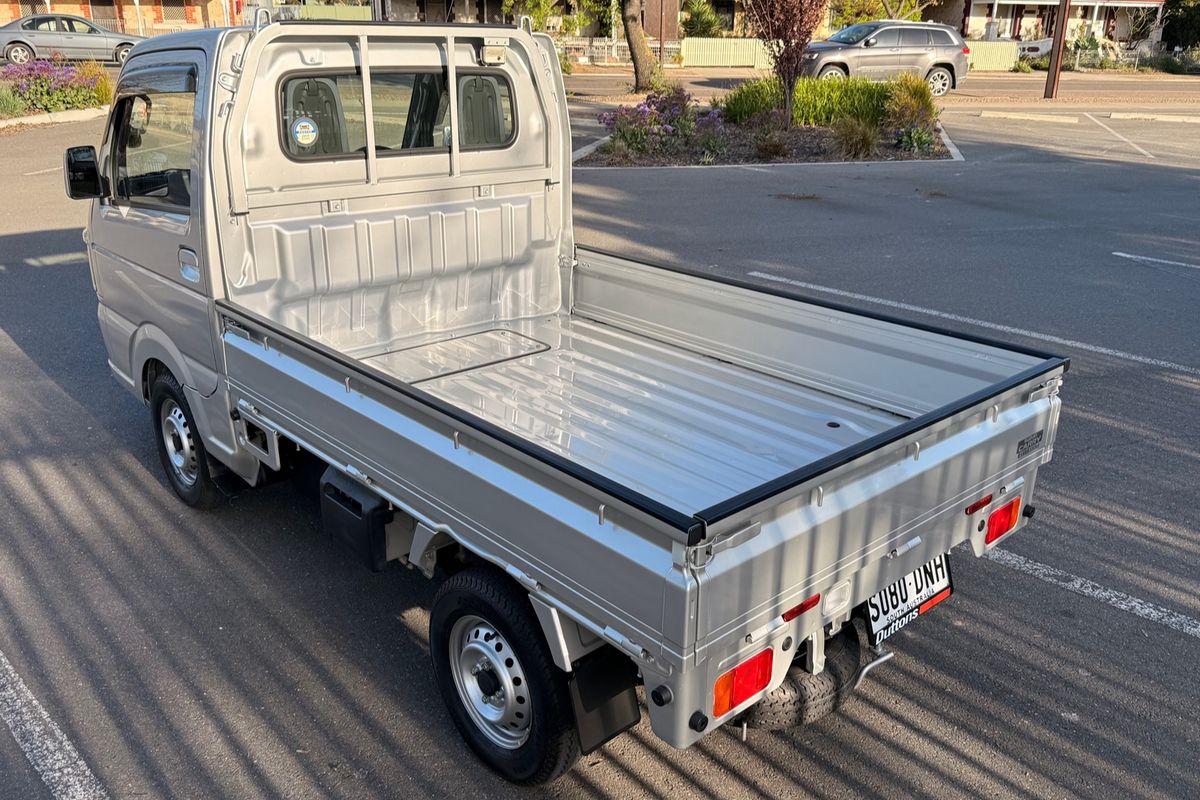 2004 Suzuki Carry