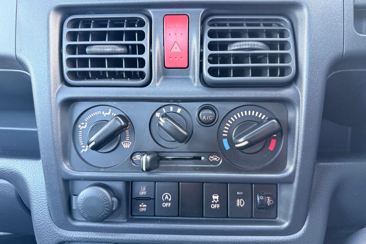 2004 Suzuki Carry