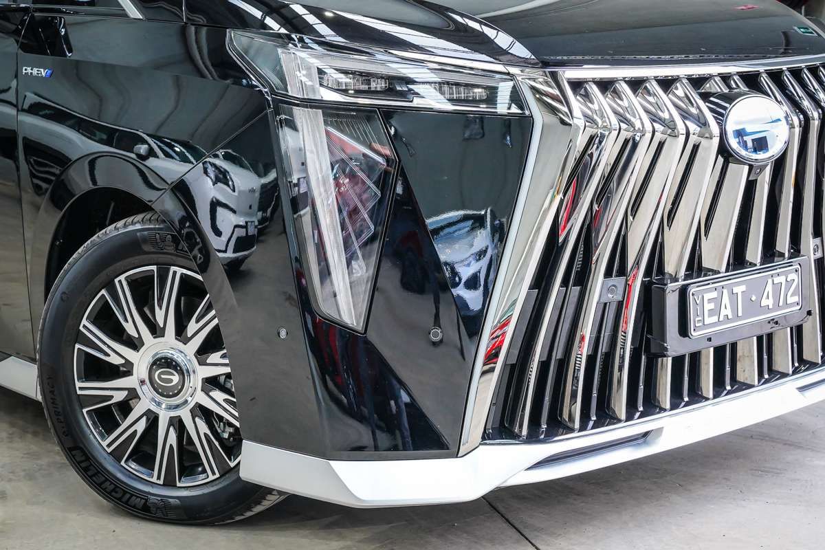 2025 GAC M8 PHEV Luxury