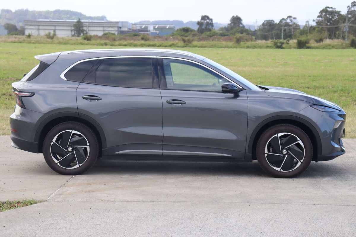 2025 MG MGS5 EV Essence 49 ZS3EM