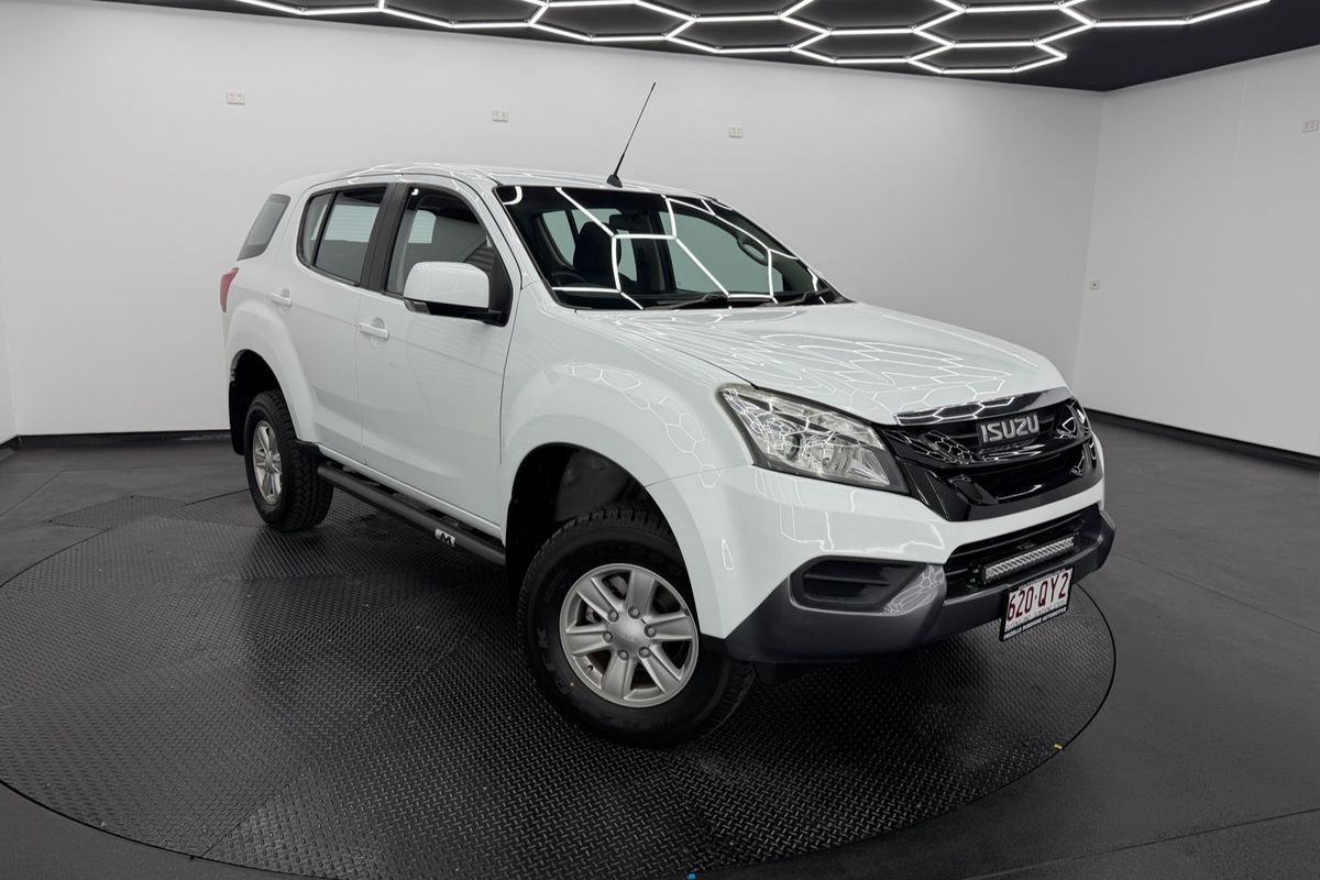 2016 Isuzu MU-X LS-U