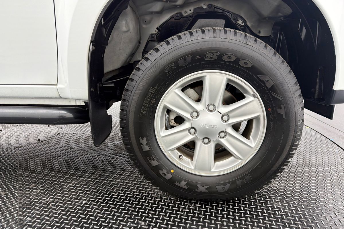 2016 Isuzu MU-X LS-U