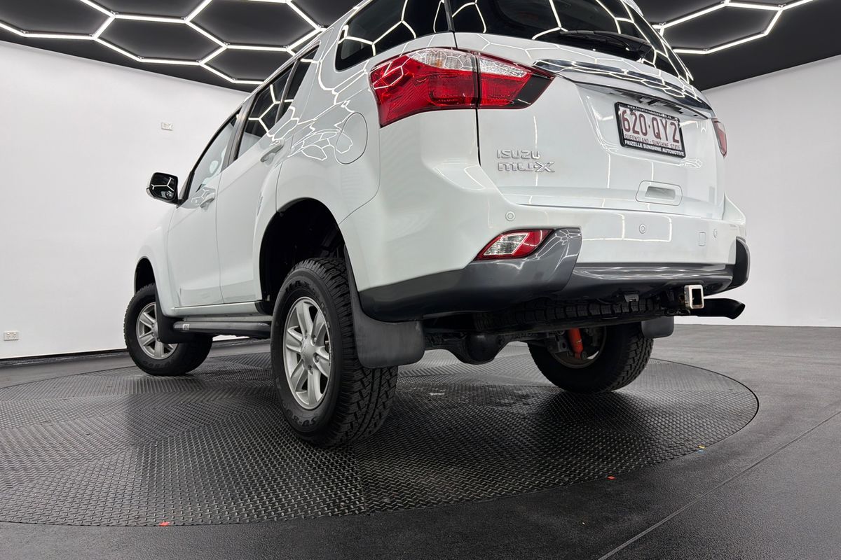 2016 Isuzu MU-X LS-U