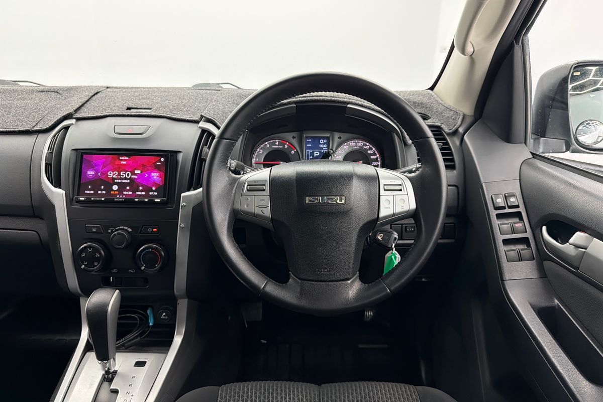 2016 Isuzu MU-X LS-U