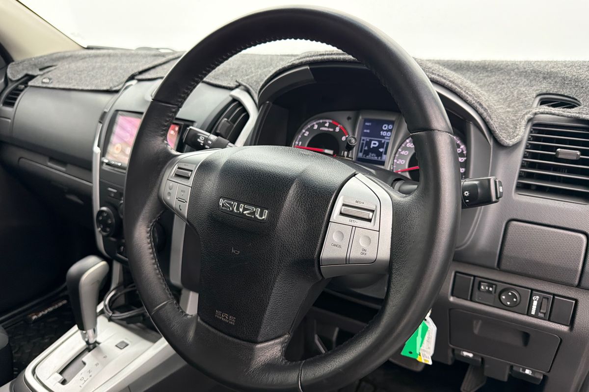 2016 Isuzu MU-X LS-U