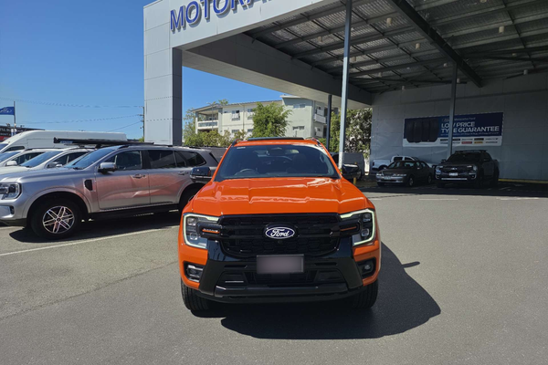 2026 Ford Everest Wildtrak 3.0L thumb-2