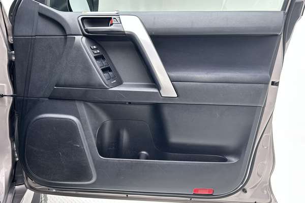 2020 Toyota Landcruiser Prado GXL GDJ150R thumb-18