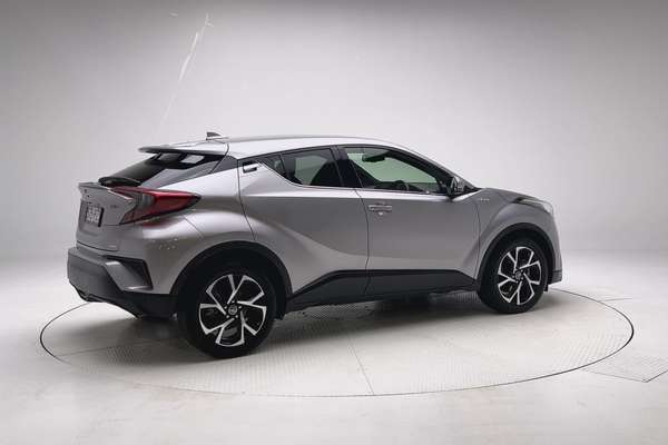 2018 Toyota C-HR Koba NGX50R thumb-2