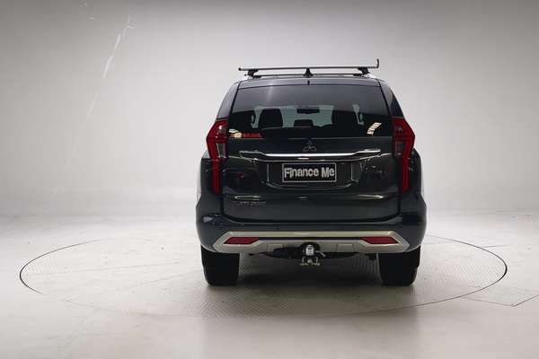 2021 Mitsubishi Pajero Sport GLS QF thumb-1
