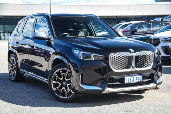 2025 BMW iX1 eDrive20 xLine U11