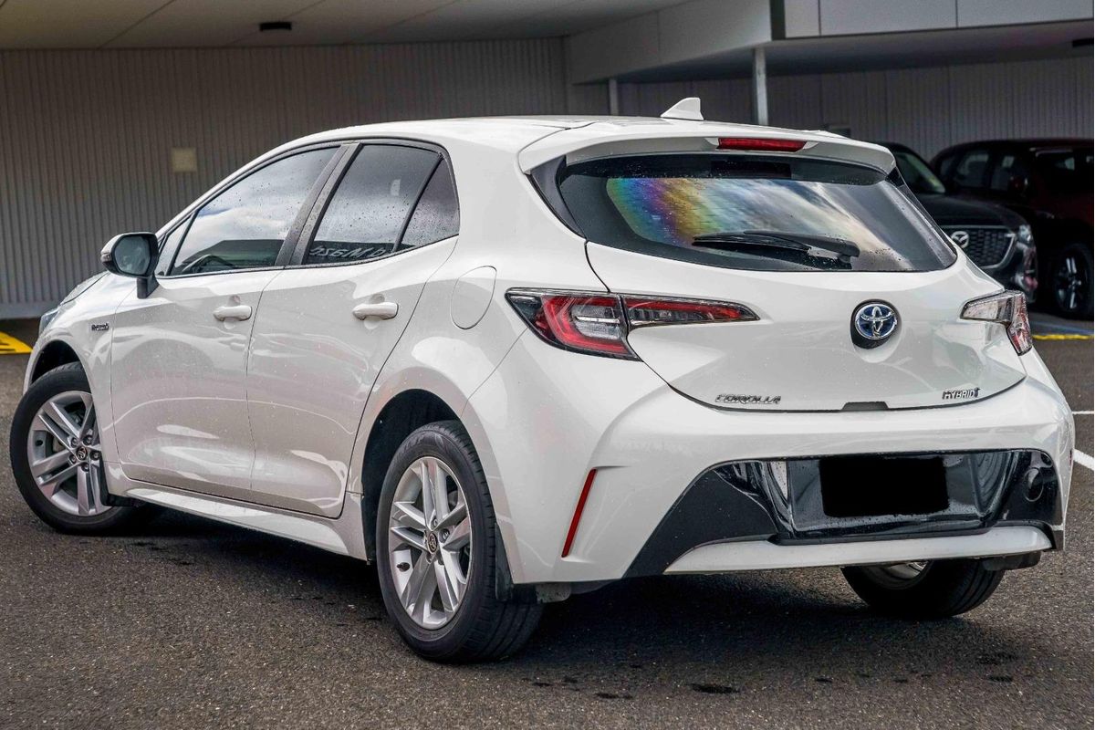 2022 Toyota Corolla Ascent Sport Hybrid ZWE211R