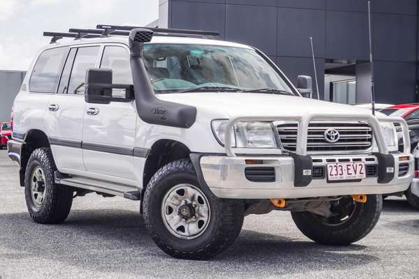 2003 Toyota Landcruiser GXL UZJ100R