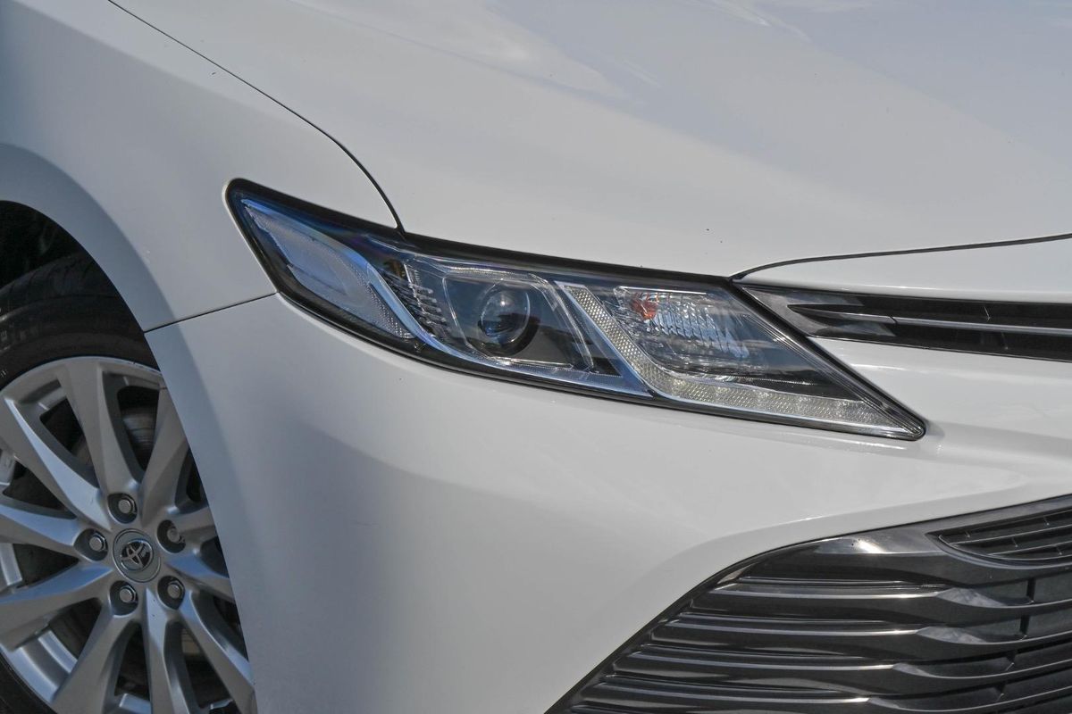 2018 Toyota Camry Ascent AXVH71R
