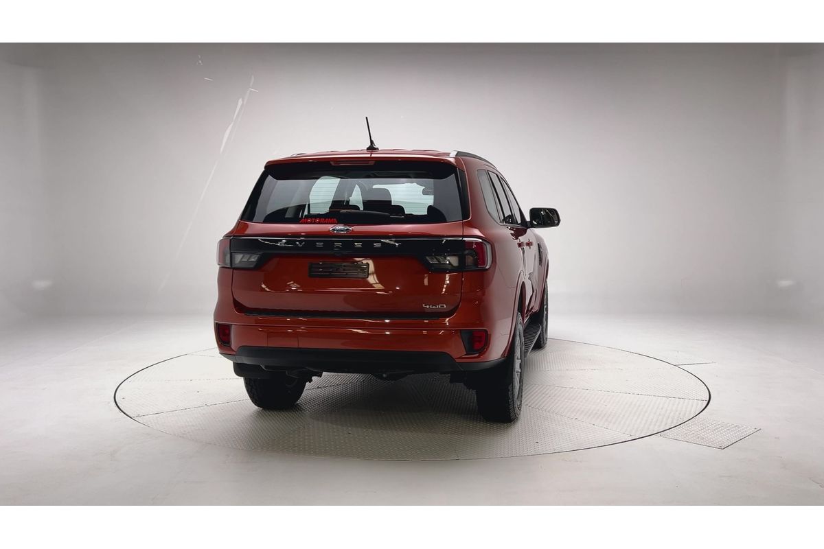 2023 Ford Everest Ambiente 2.0L