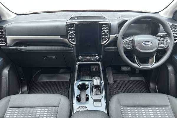 2023 Ford Everest Ambiente 2.0L thumb-19