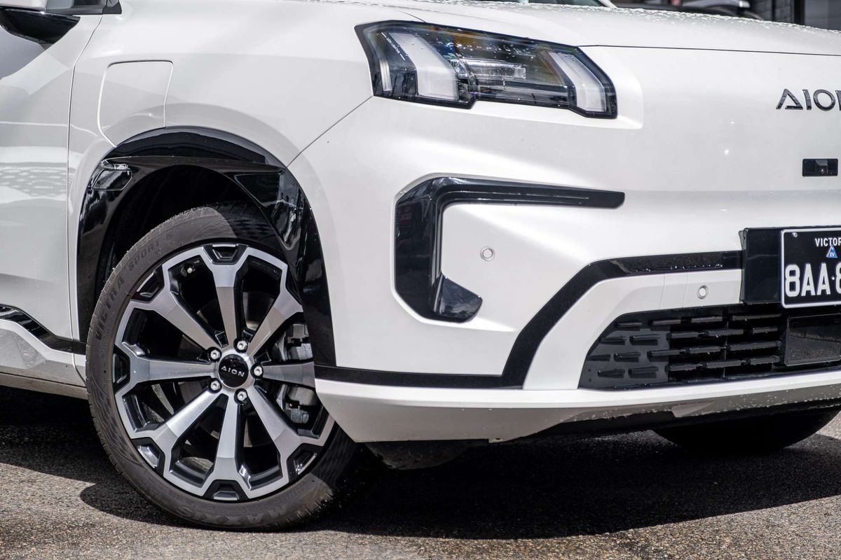2026 Aion V Luxury