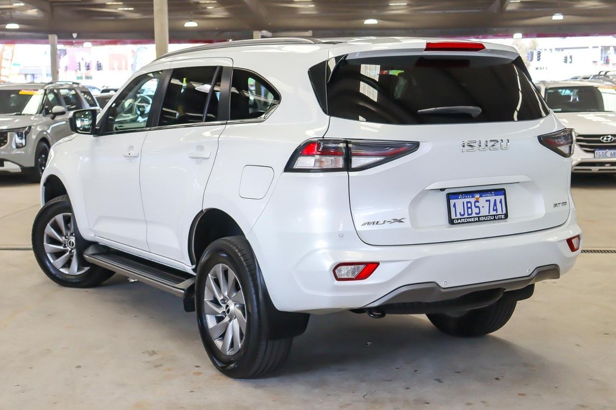 2023 Isuzu MU-X LS-M