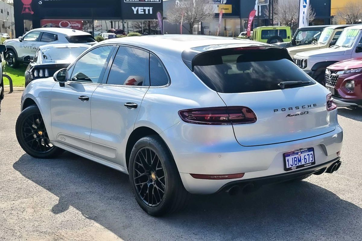 2016 Porsche Macan GTS 95B