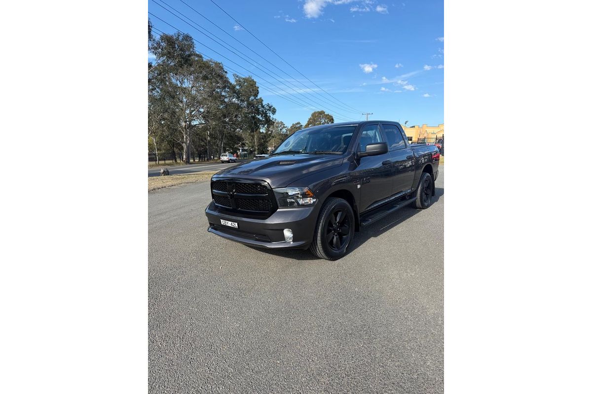 2022 RAM 1500 Express DS 4X4 SWB