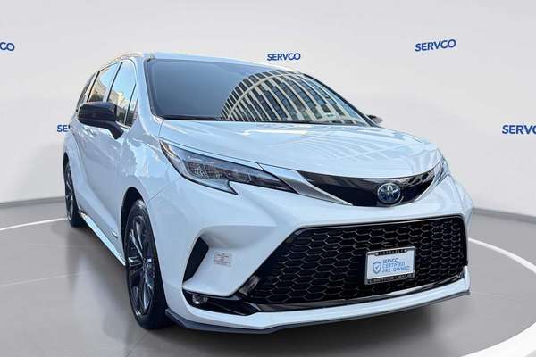 2021 Toyota SIENNA XSE